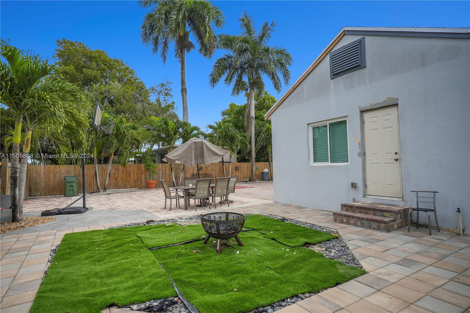 HIBISCUS PARK - Residential