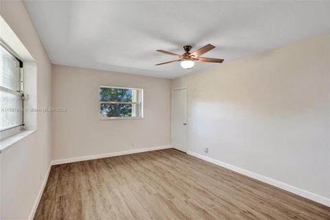 Single Family Residence in Coral Springs FL 4103 75th Ave Ave 17.jpg