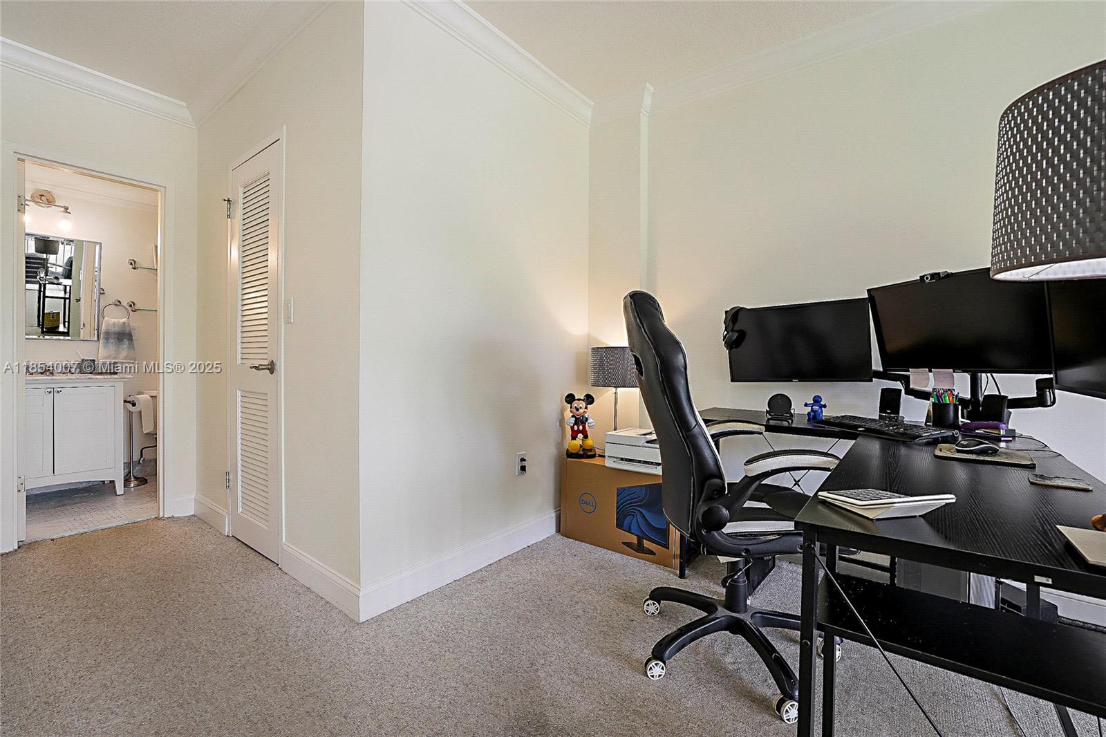 THE SHORES CONDO - Residential