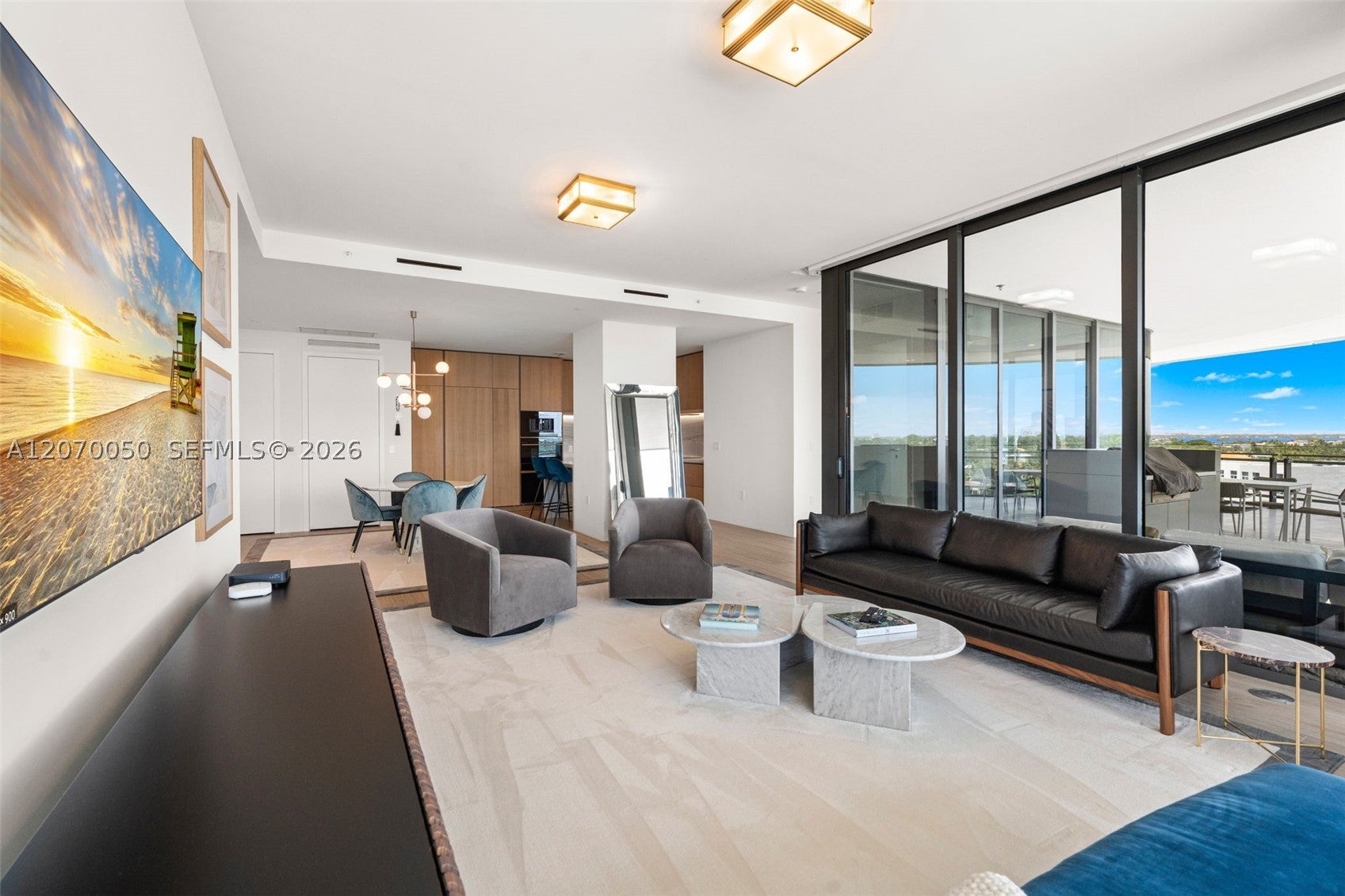 8701 Collins Ave 705