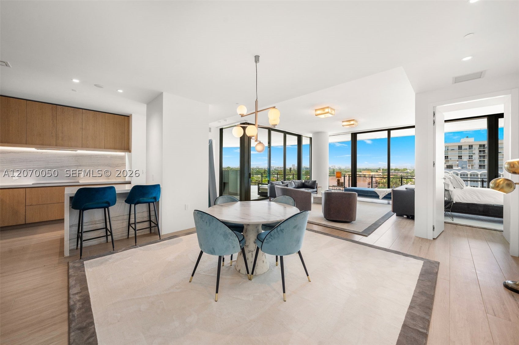 8701 Collins Ave 705