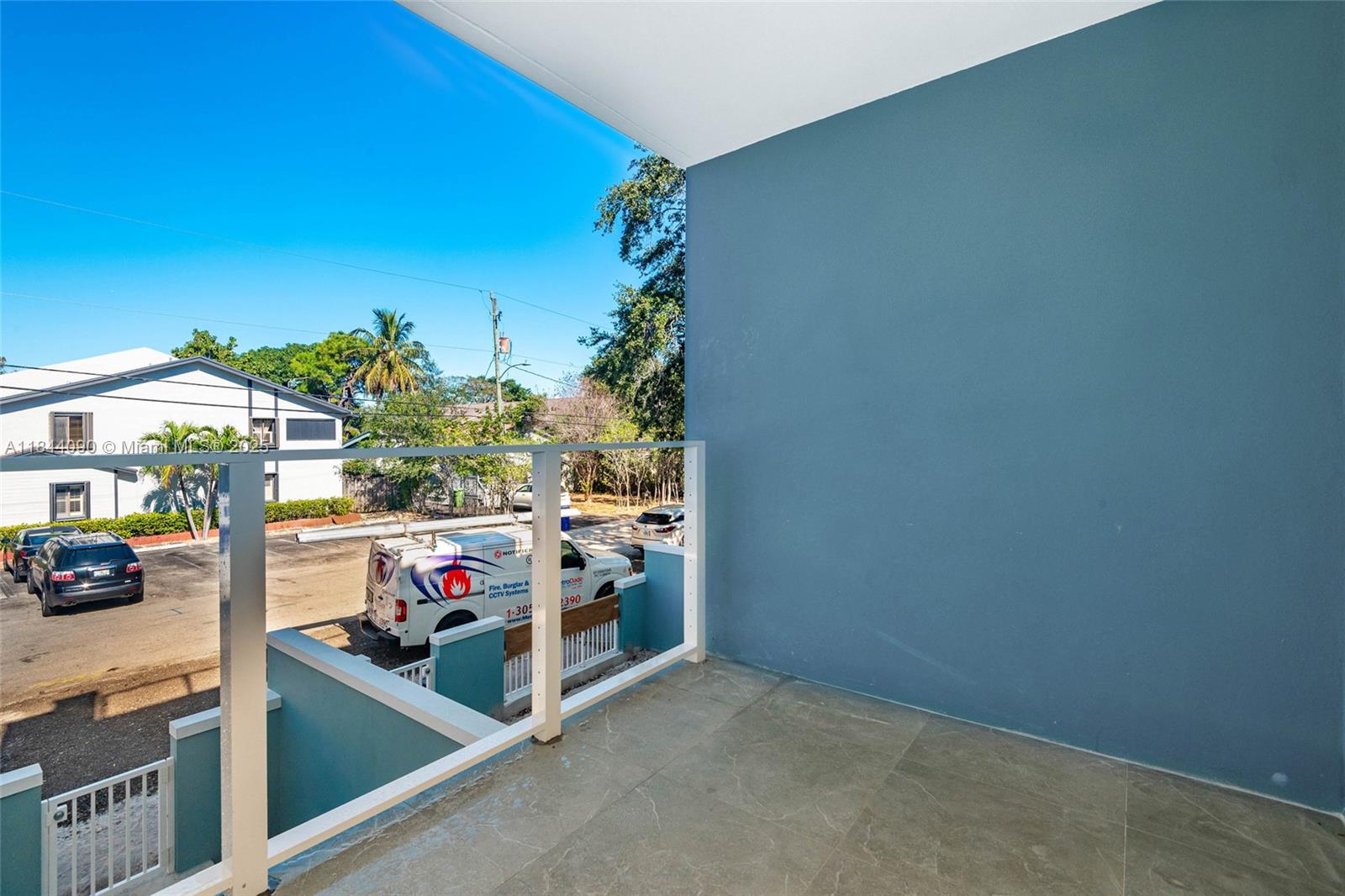 EVERGLADE LAND SALES CO - Residential Lease