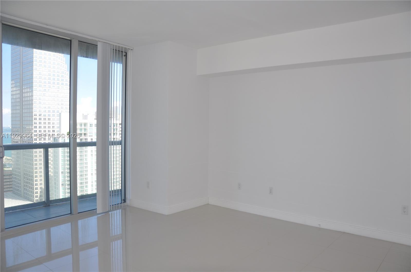 ICONBRICKELL CONDO NO 1 - Residential Lease