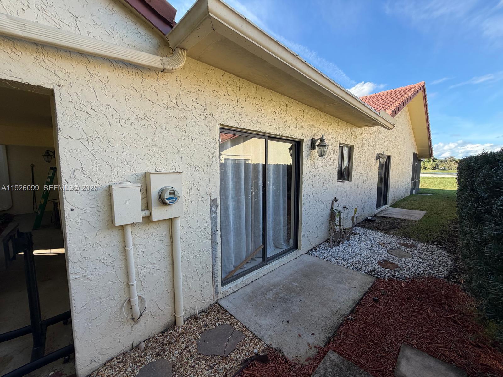 VILLAS OF BONAVENTURE AT - Residential Lease