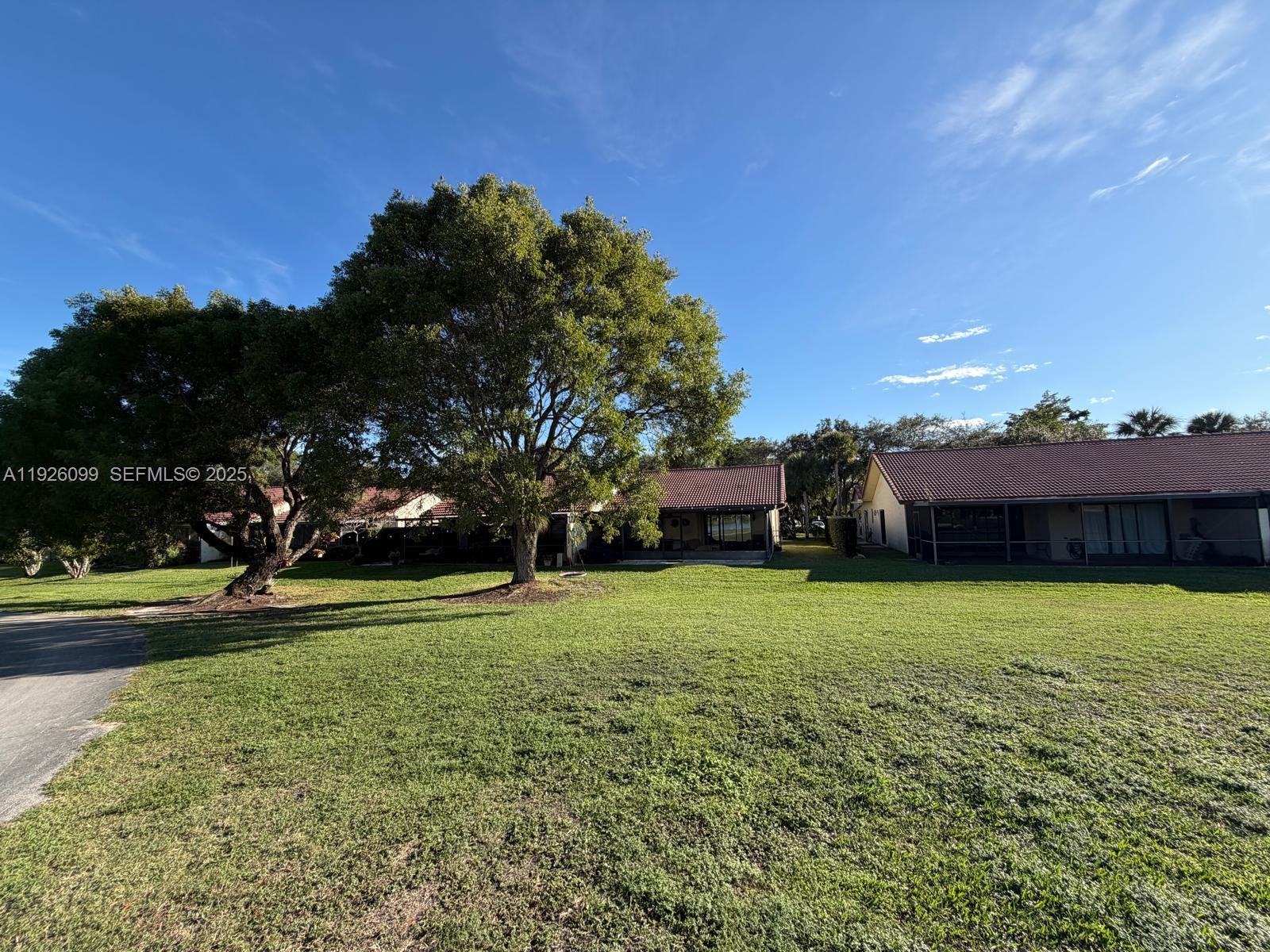 VILLAS OF BONAVENTURE AT - Residential Lease