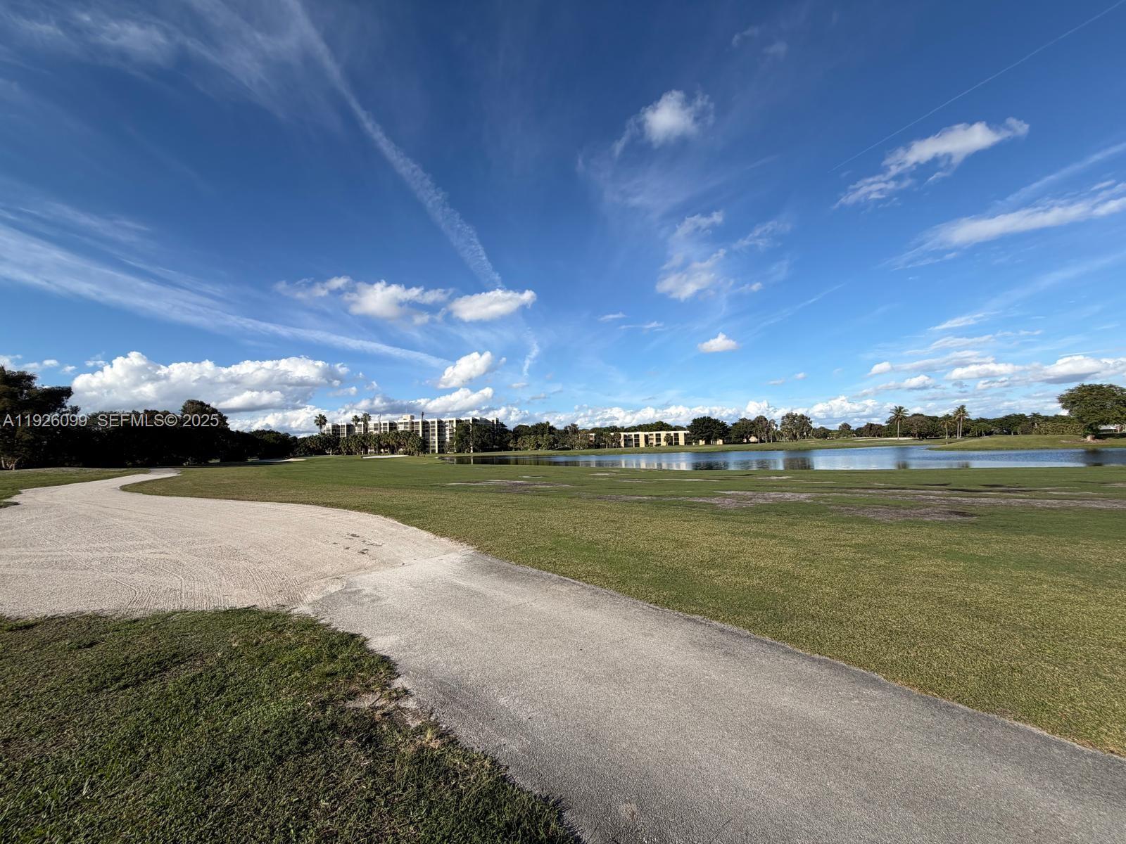 VILLAS OF BONAVENTURE AT - Residential Lease