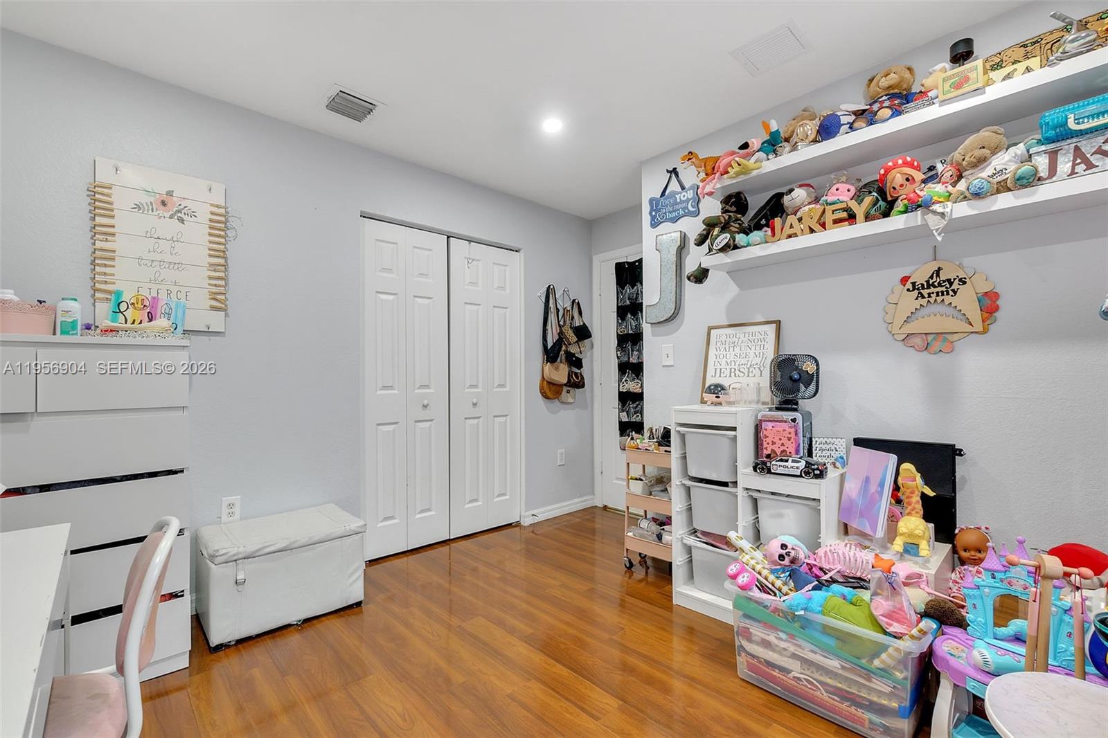 SILVER FALLS - Residential