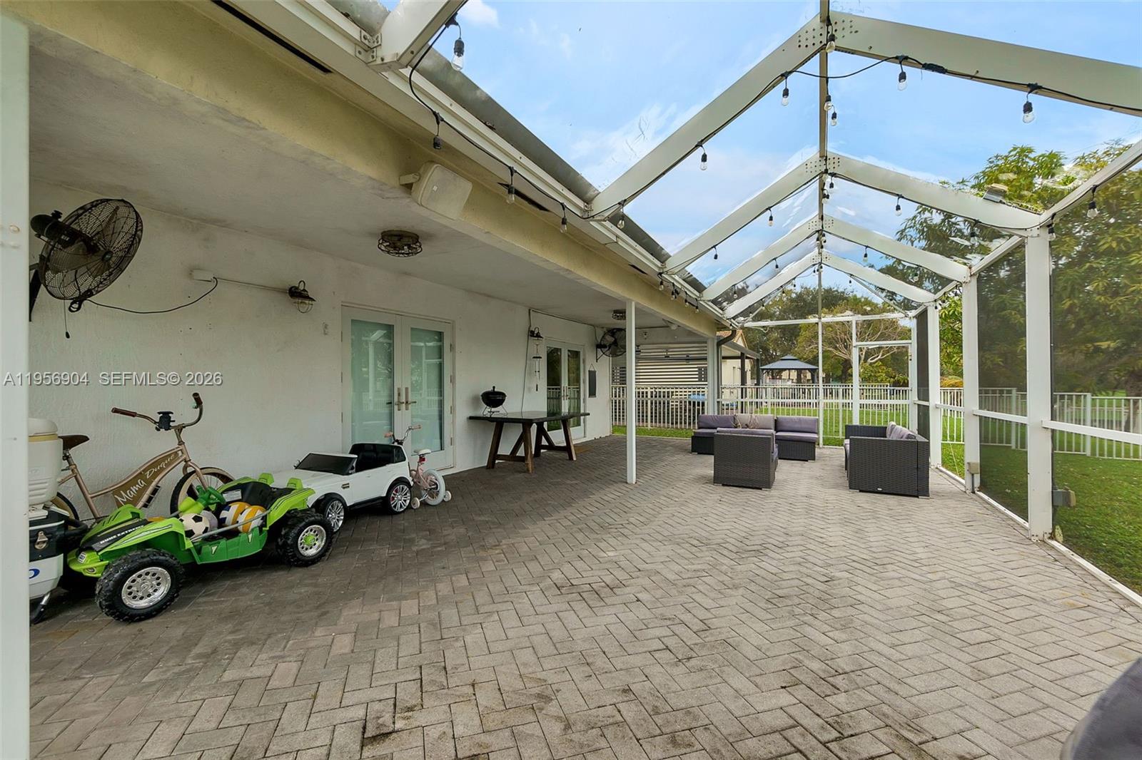 SILVER FALLS - Residential