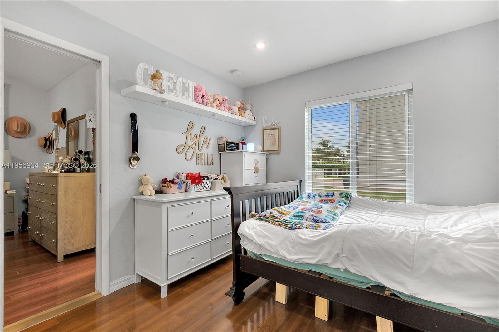 SILVER FALLS - Residential