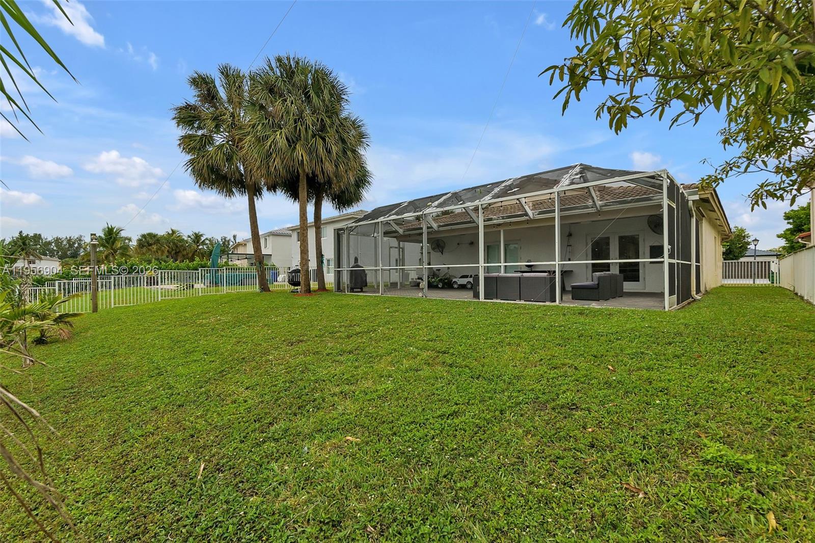 SILVER FALLS - Residential