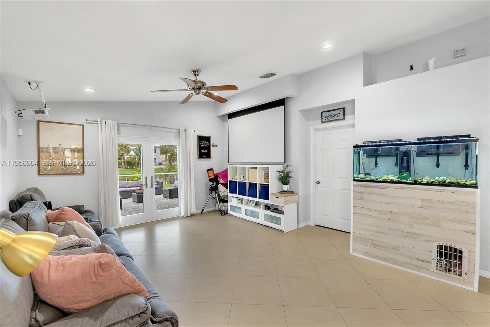 SILVER FALLS - Residential