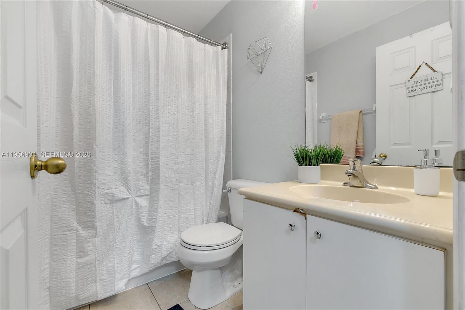 SILVER FALLS - Residential