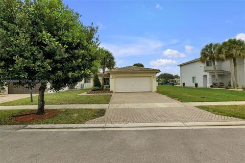 Photo of 13324 SW 44th St, Miramar, FL 33027 (MLS # A11956904)