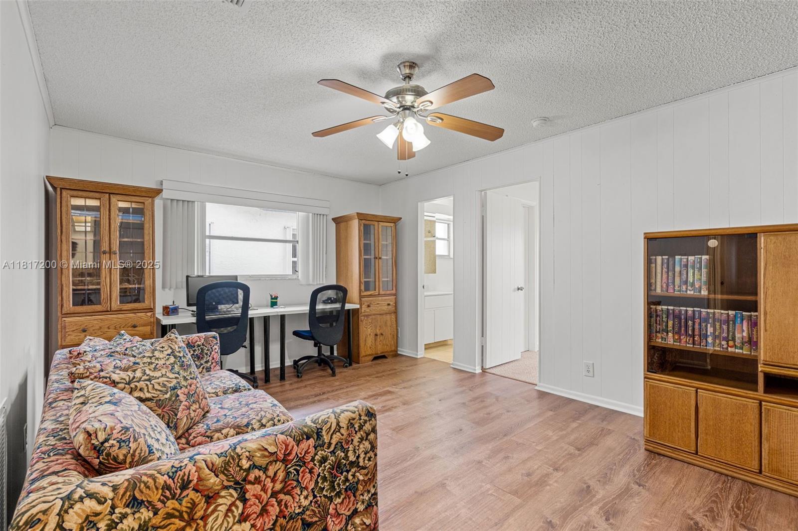 LAUDERDALE WEST SEC 4 - Residential