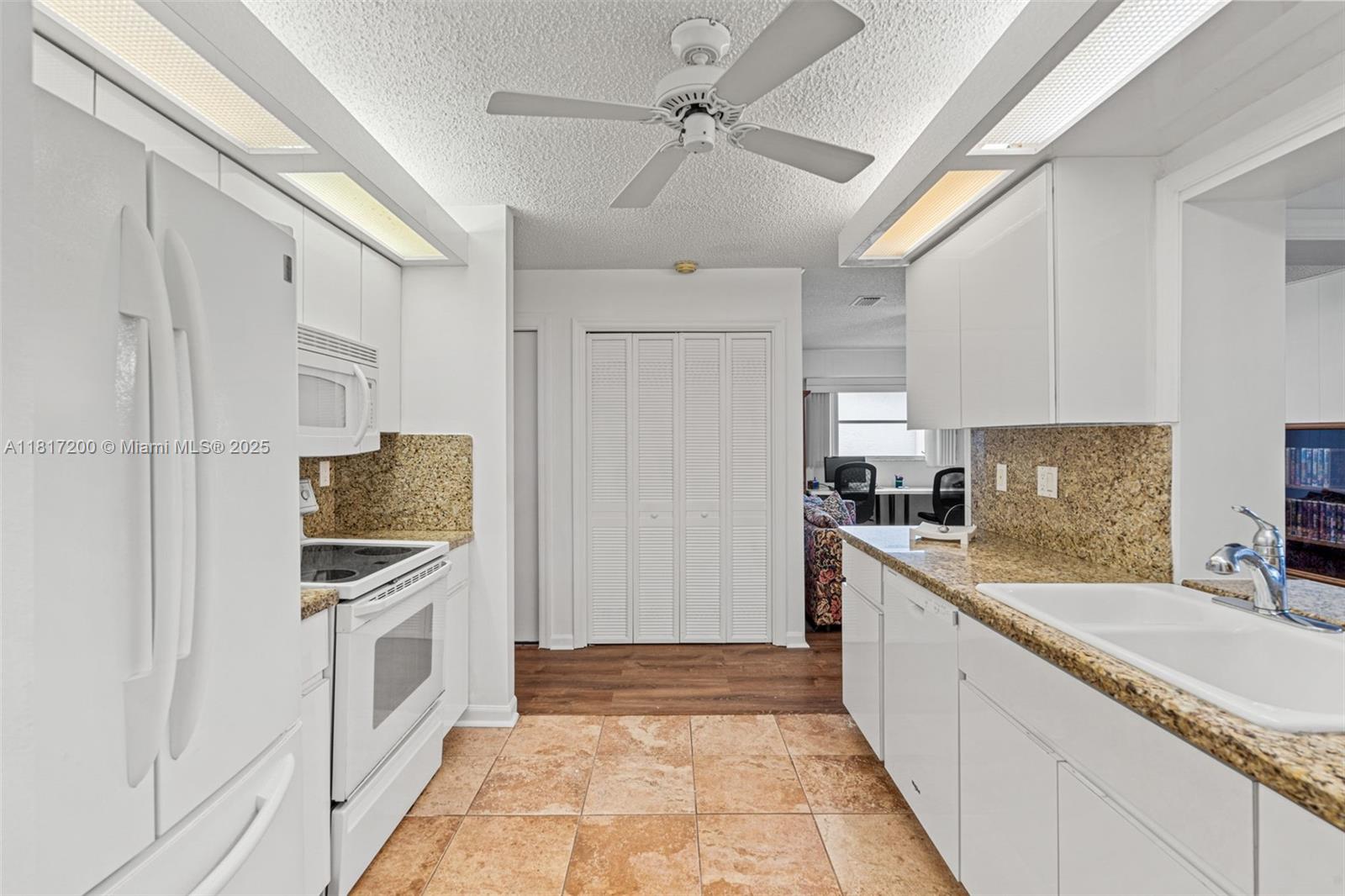 LAUDERDALE WEST SEC 4 - Residential