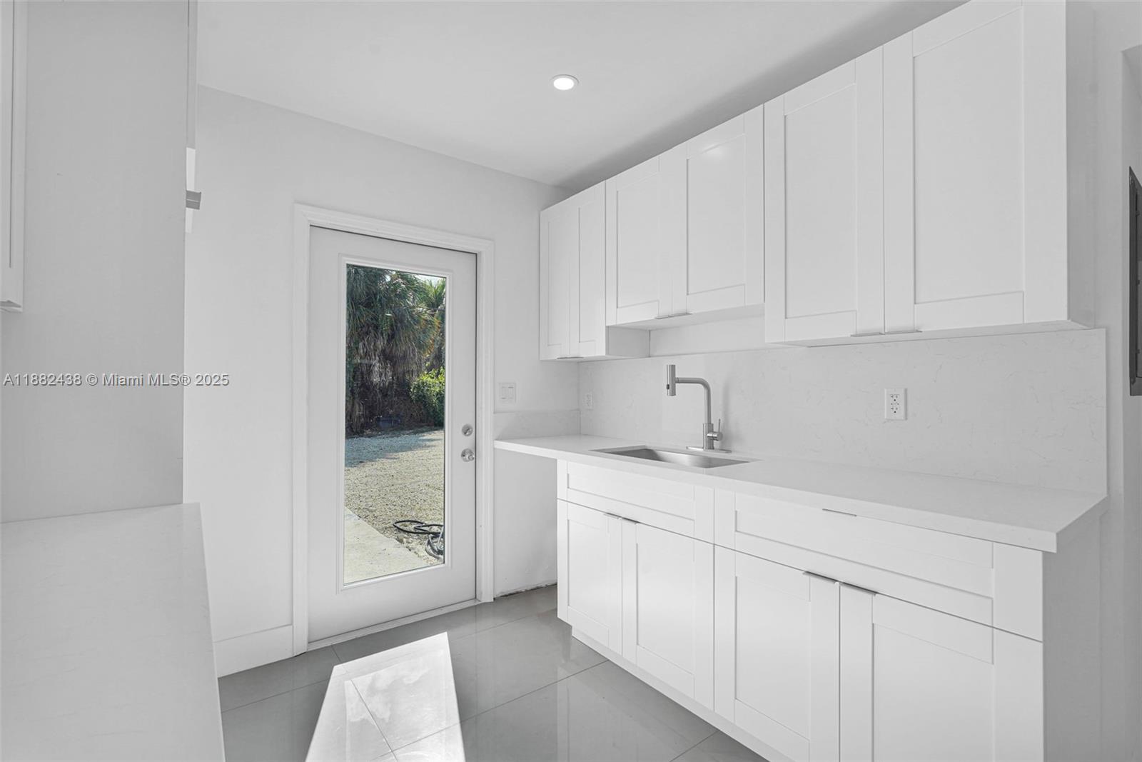 BUNCHE PARK - Residential