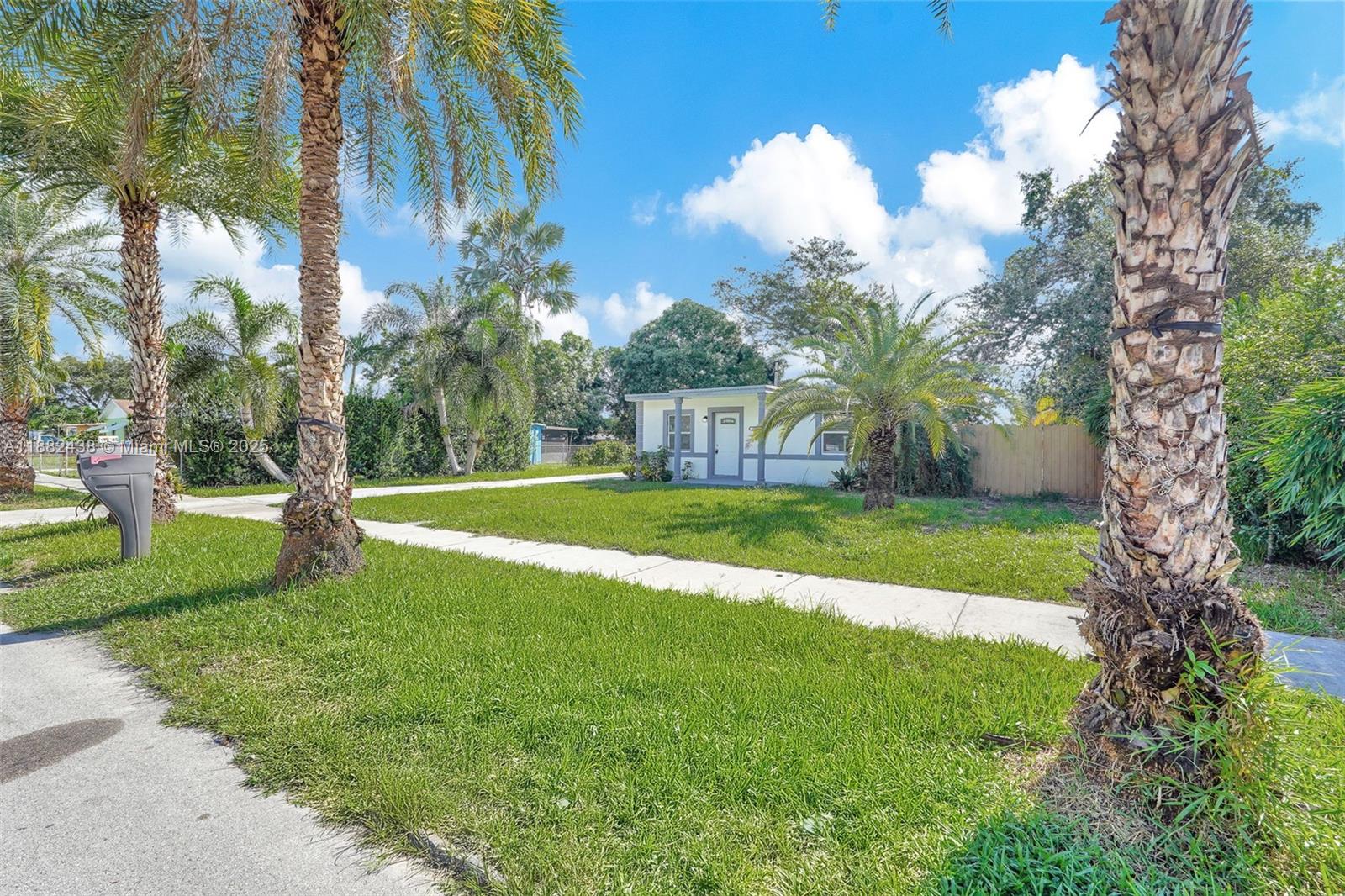 BUNCHE PARK - Residential