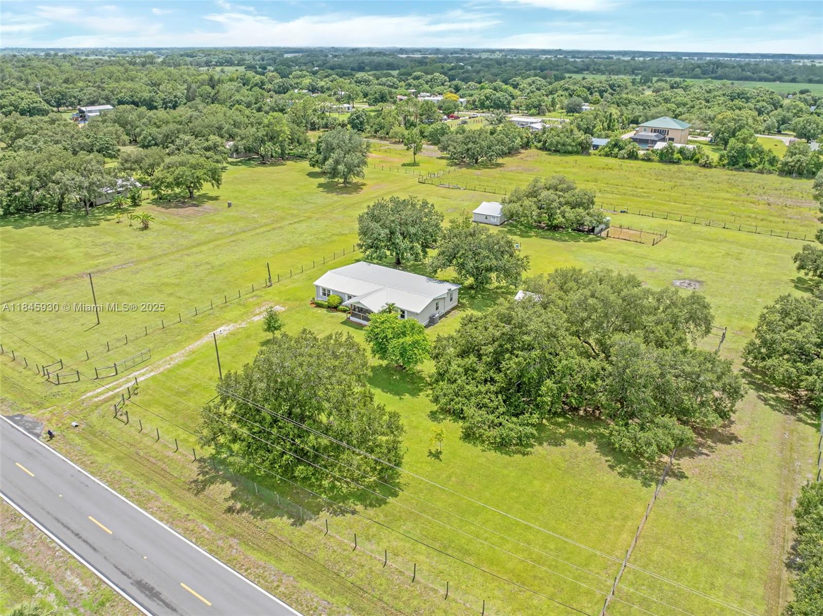 NORTH LABELLE GLADES - Residential