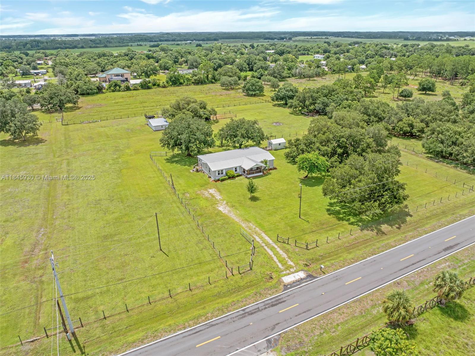 NORTH LABELLE GLADES - Residential