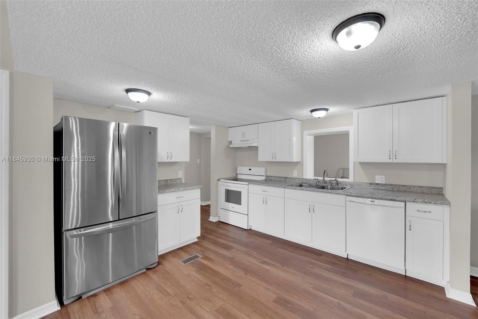 NORTH LABELLE GLADES - Residential