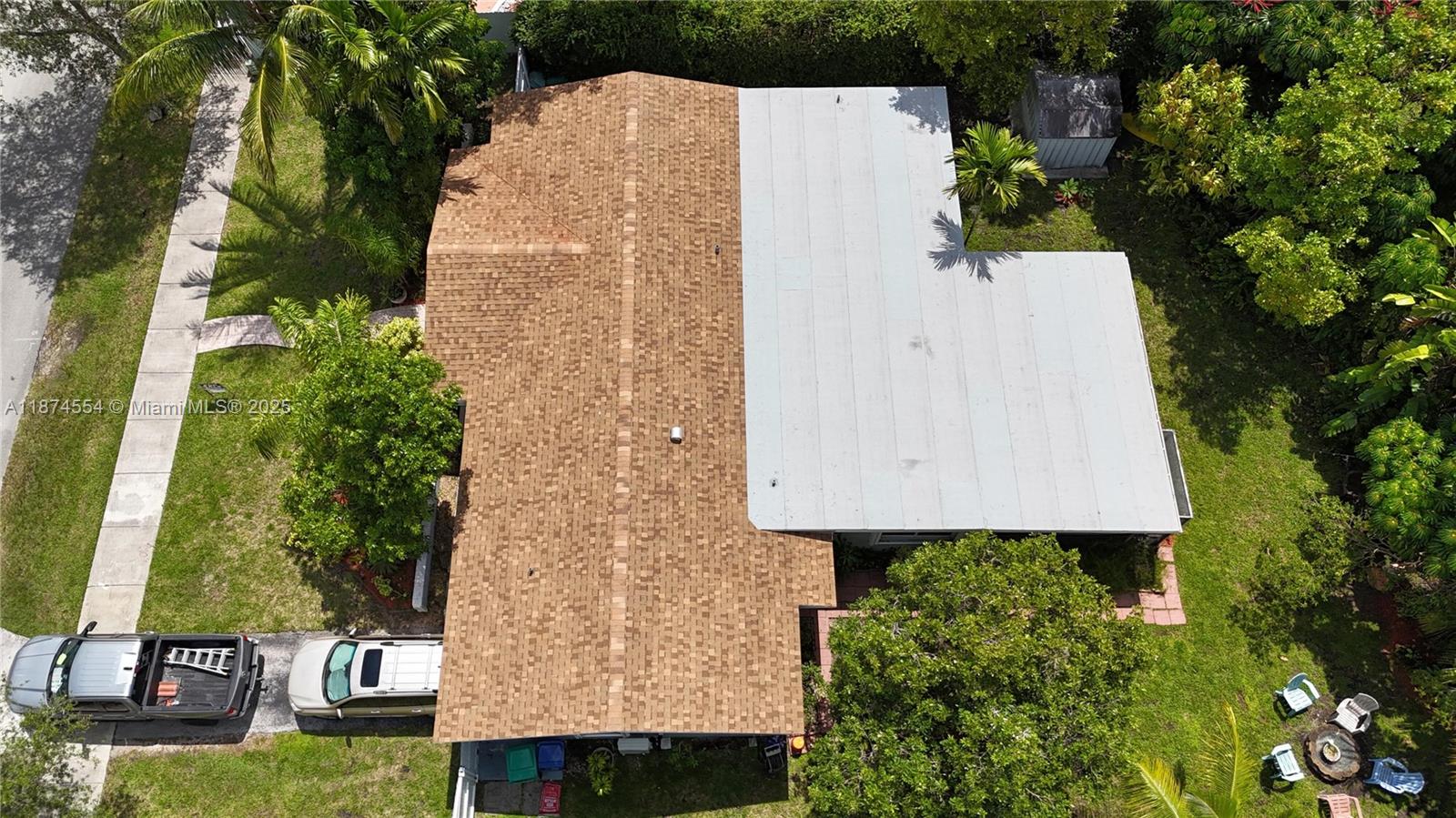 KENDALE LAKES SEC THREE - Residential