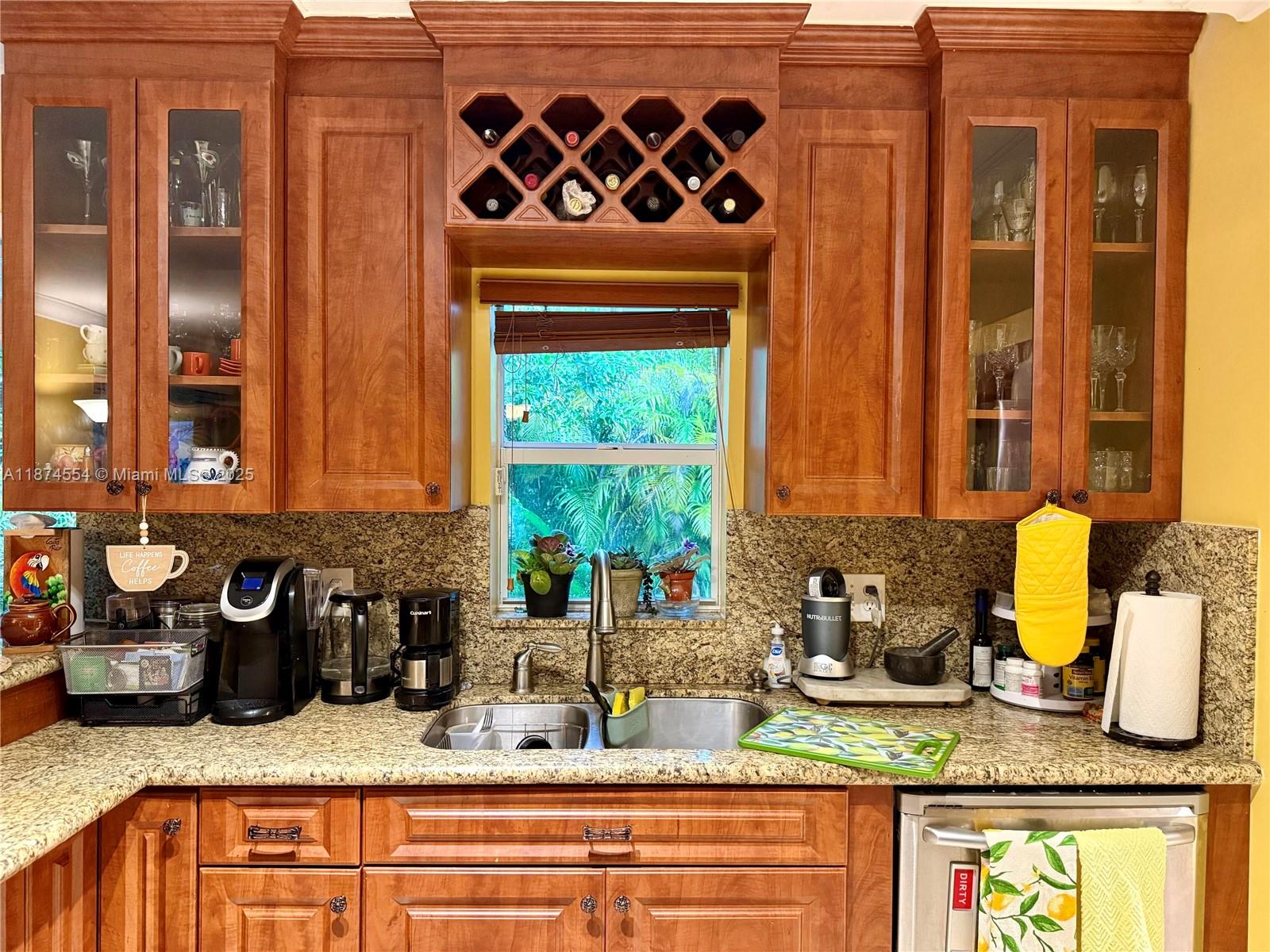 KENDALE LAKES SEC THREE - Residential