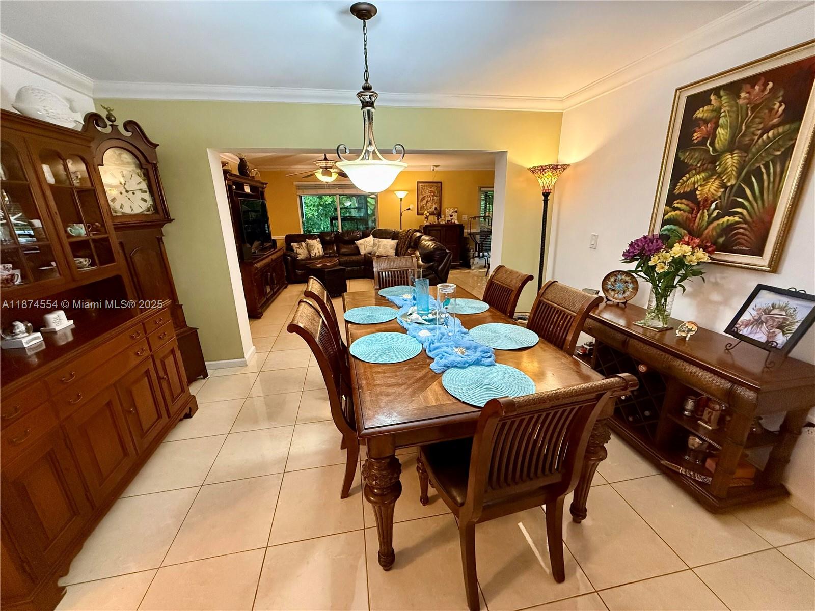 KENDALE LAKES SEC THREE - Residential