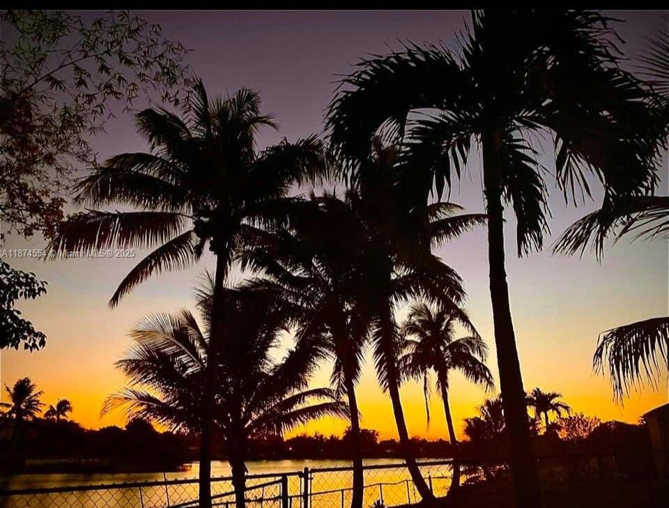 KENDALE LAKES SEC THREE - Residential