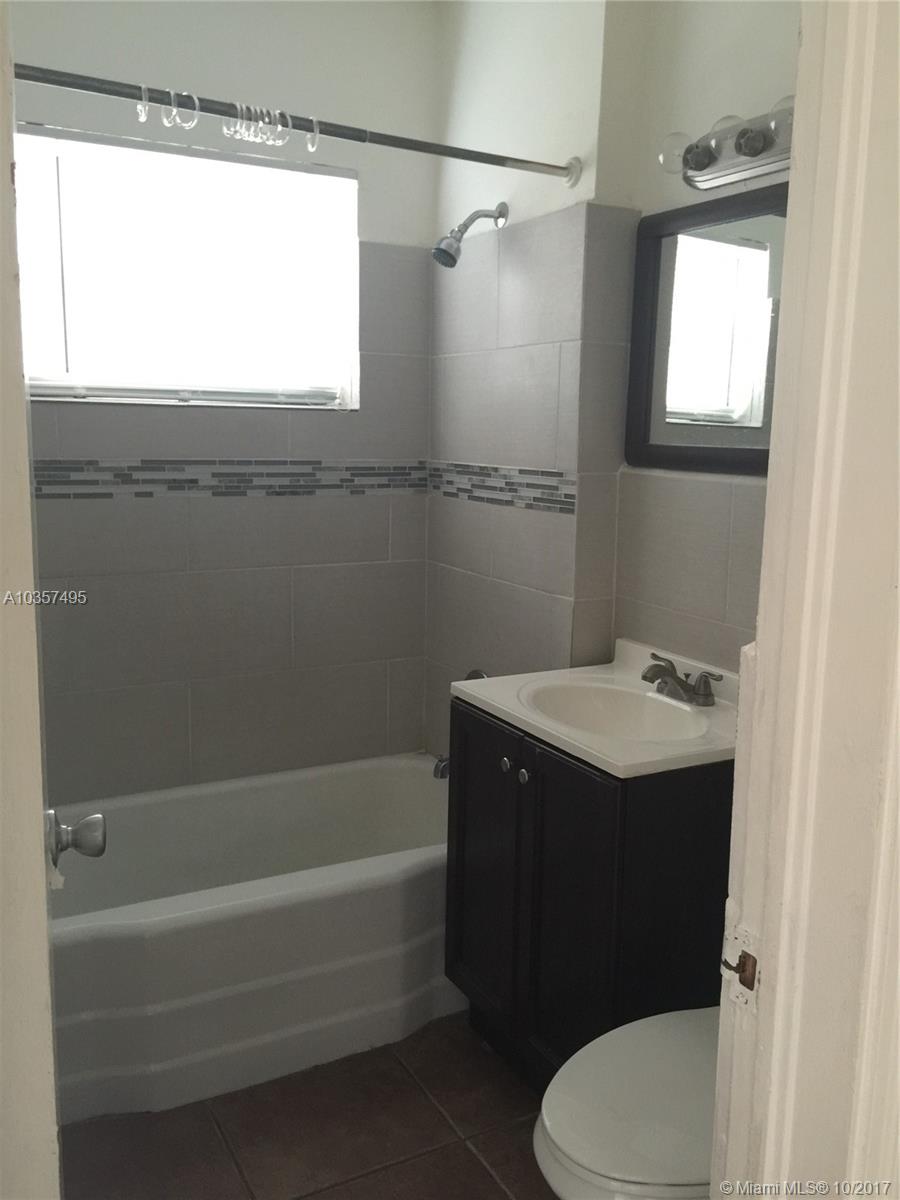 BISCAYNE PARK ESTATES - Residential Lease