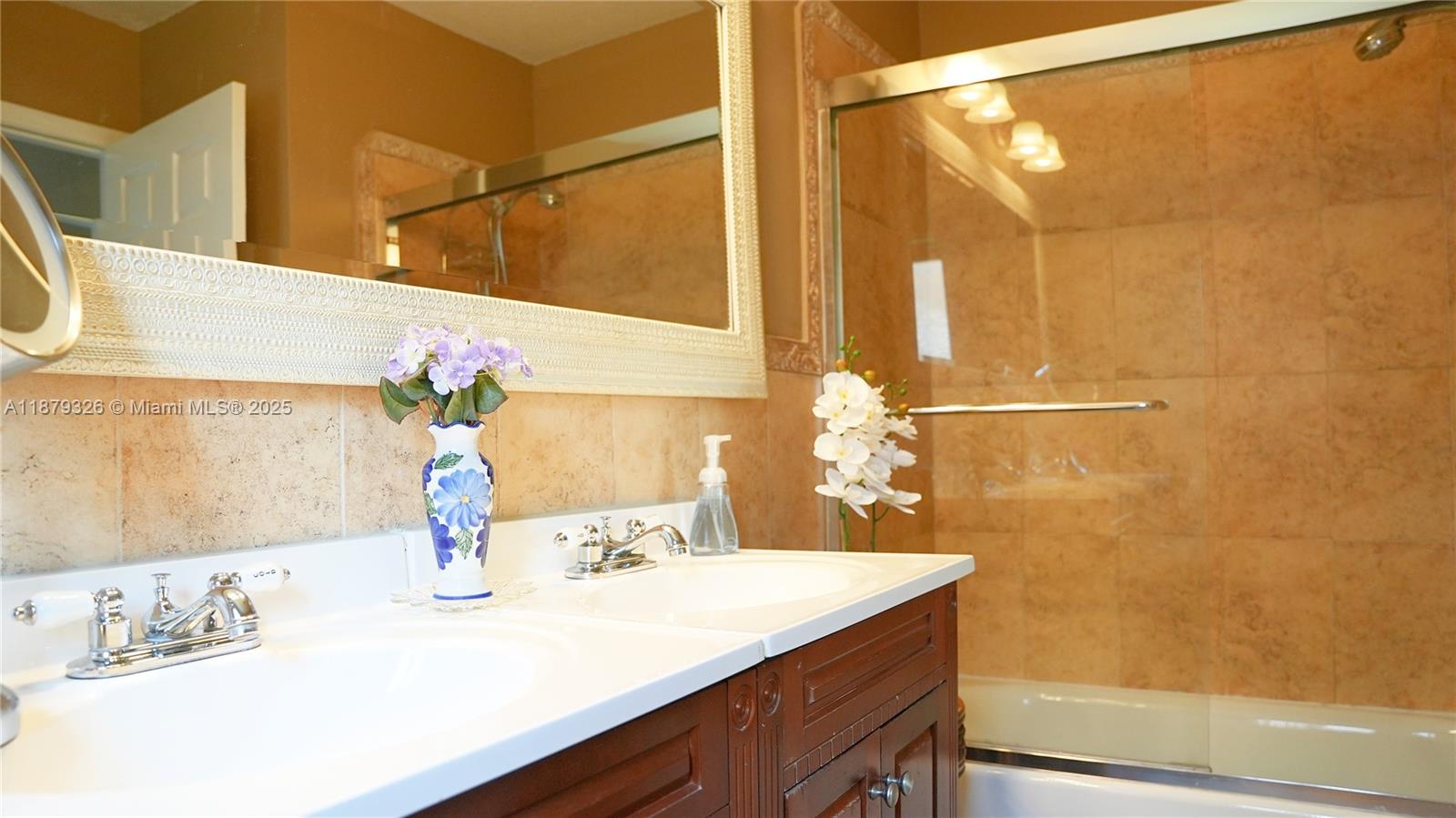 LUZ ESTELA SUB - Residential