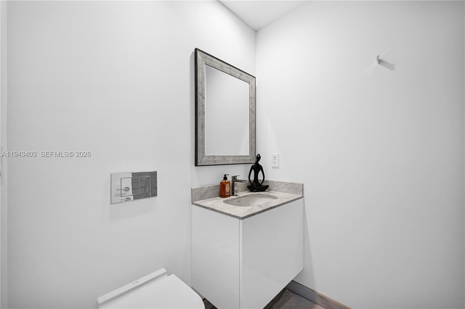 OCEANA BAL HARBOUR CONDO - Residential