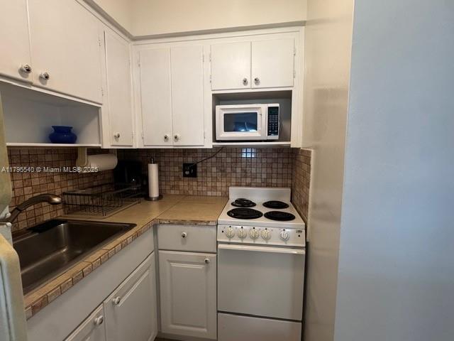 DIPLOMAT GARDEN CO-OP - Residential