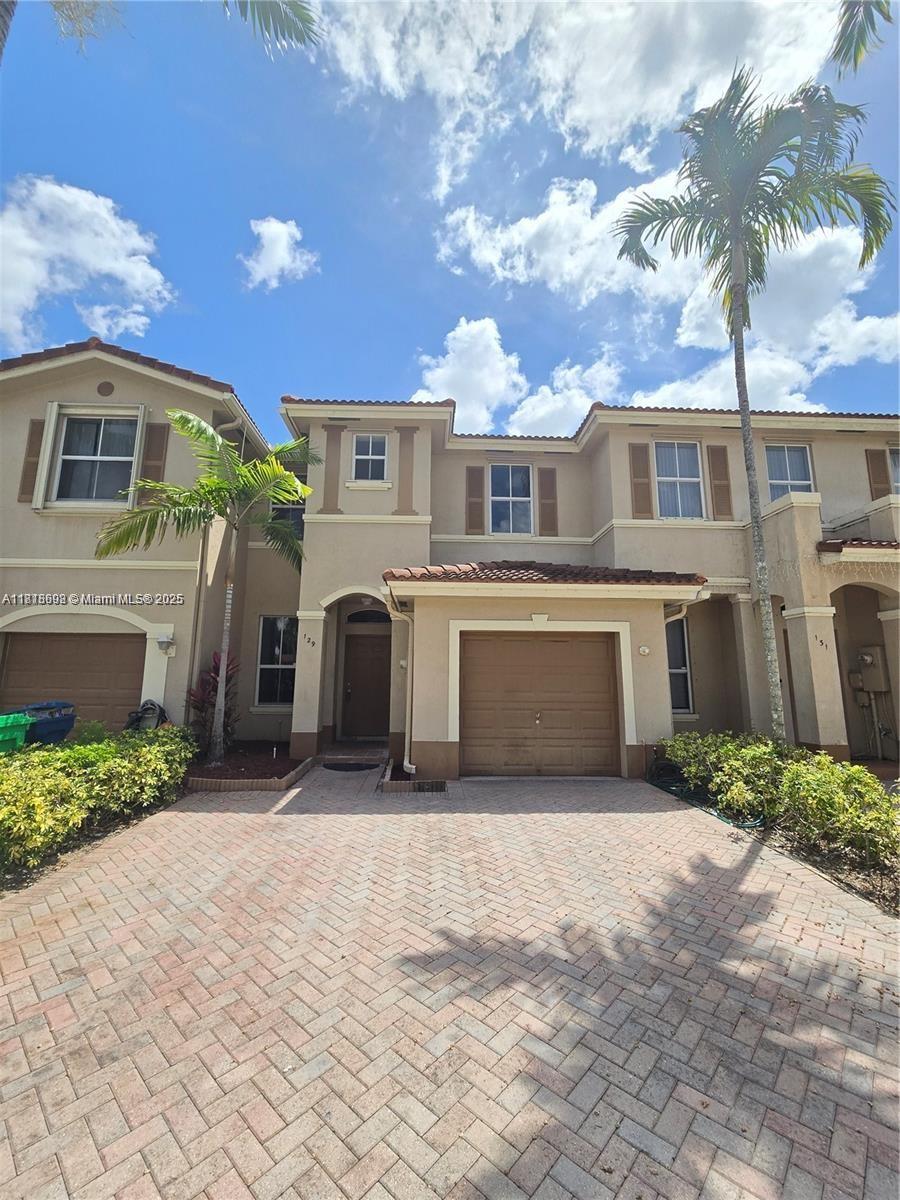 129 Riverwalk Cir 129, Sunrise, Miami-Dade County, Florida - 3 Bedrooms  
3 Bathrooms - 