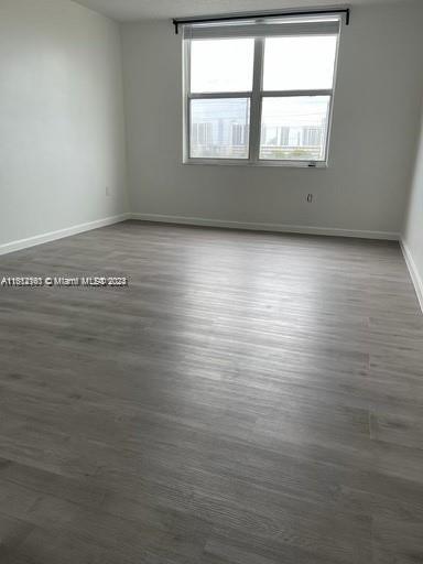 GREYNOLDS PARK CLUB CONDO - Residential