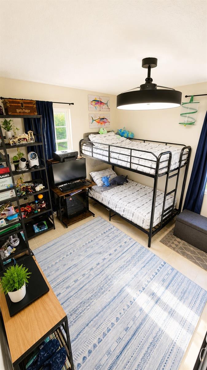 CAROL CITY 1 ST ADDN - Residential