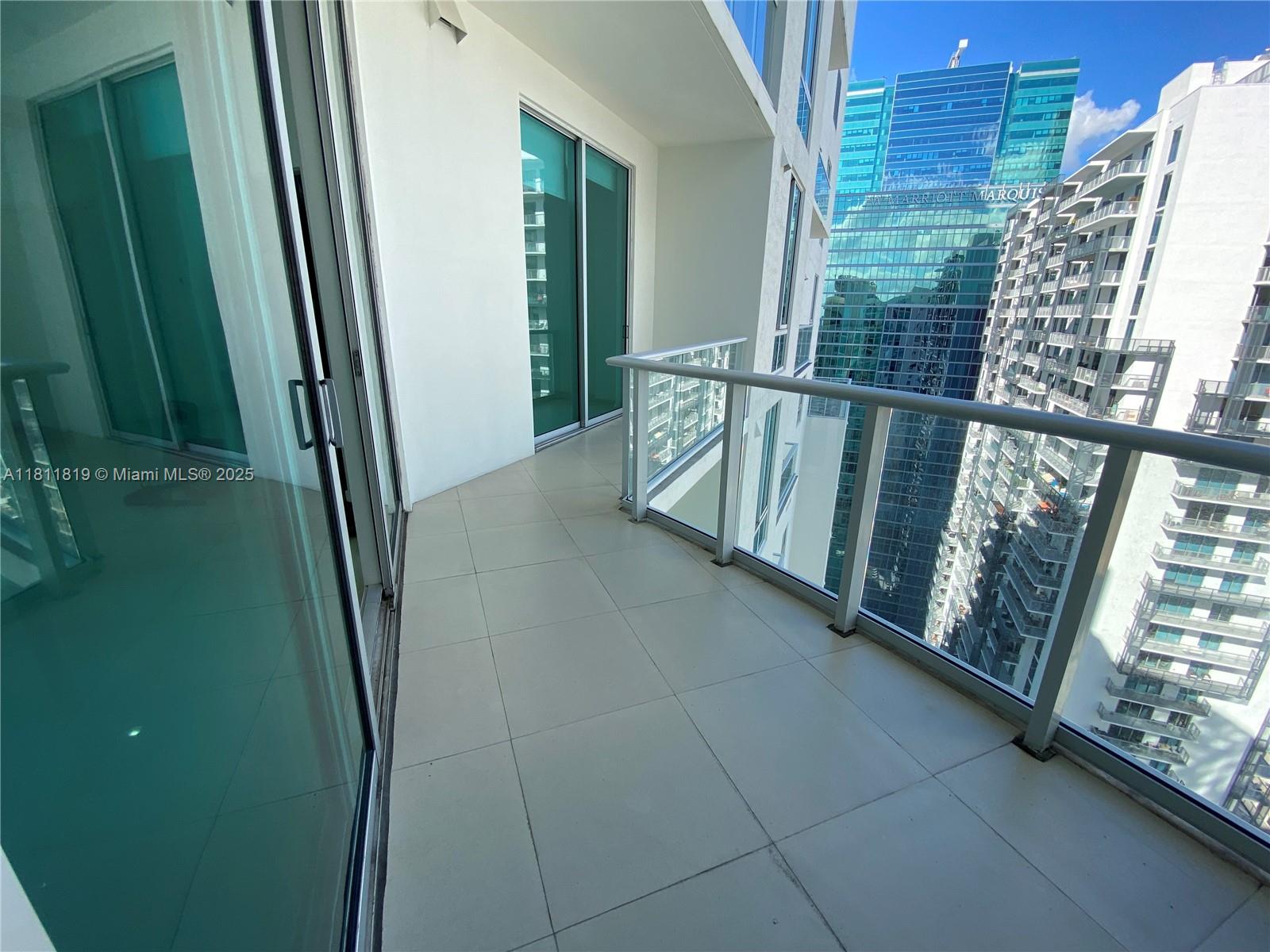 300 S Biscayne Blvd Ph-3905, Miami, Broward County, Florida - 1 Bedrooms  
1 Bathrooms - 