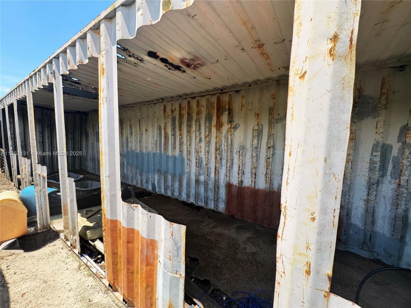 HOLIDAY LAKE AREA - Residential