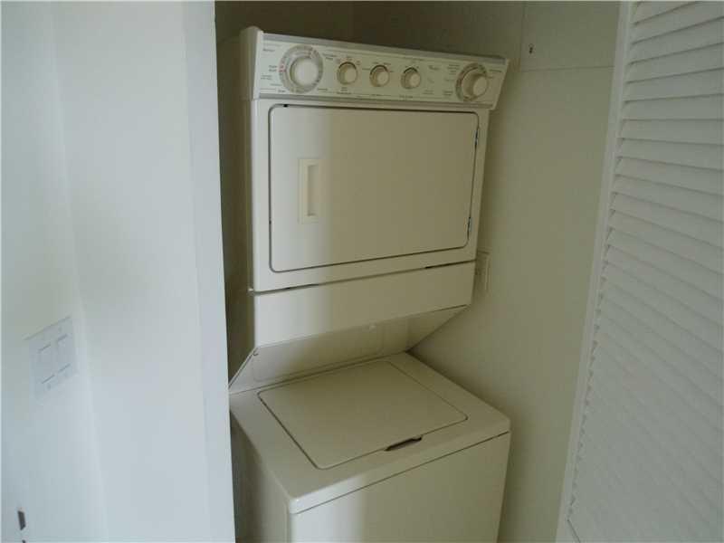 ONE BROADWAY - Residential Lease