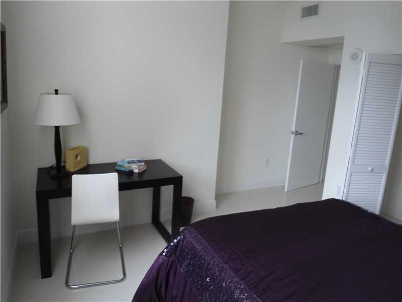 ONE BROADWAY - Residential Lease