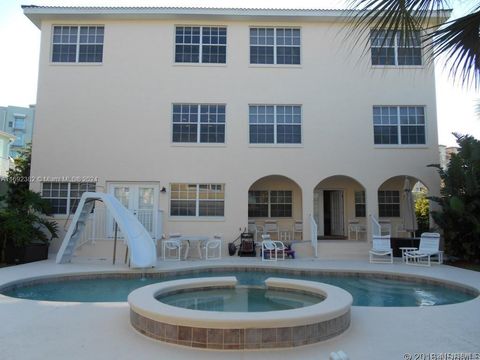 A home in New Smyrna Beach