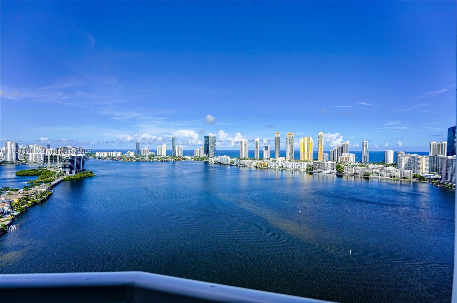 WILLIAMS ISLAND - Residential