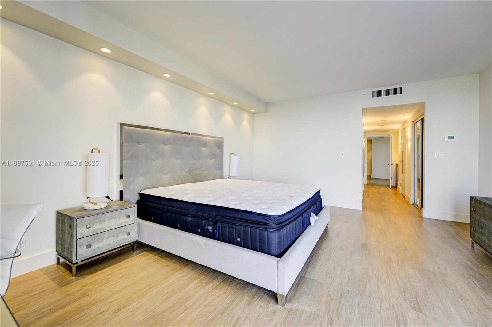 WILLIAMS ISLAND - Residential