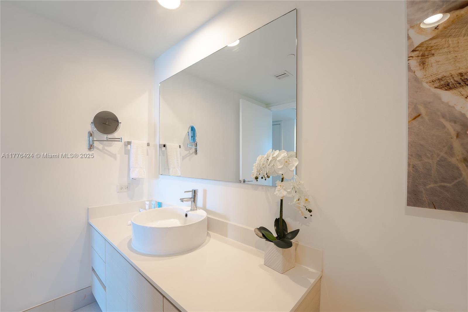 BEACHWALK CONDOMINIUM - Residential