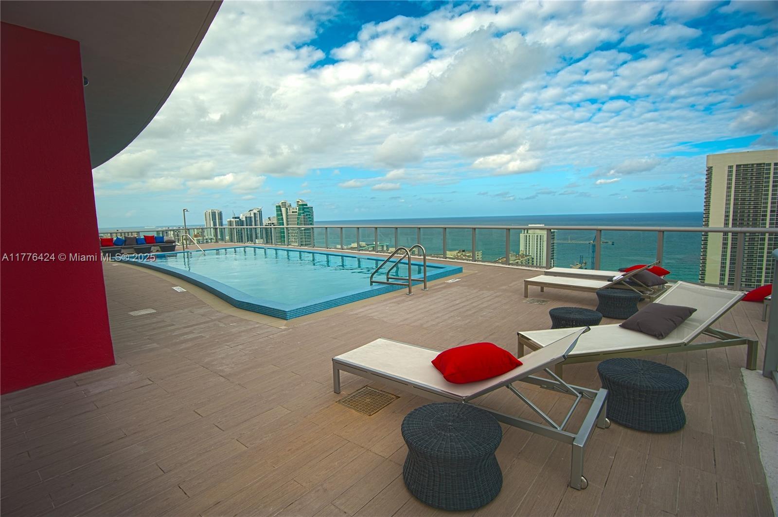 BEACHWALK CONDOMINIUM - Residential