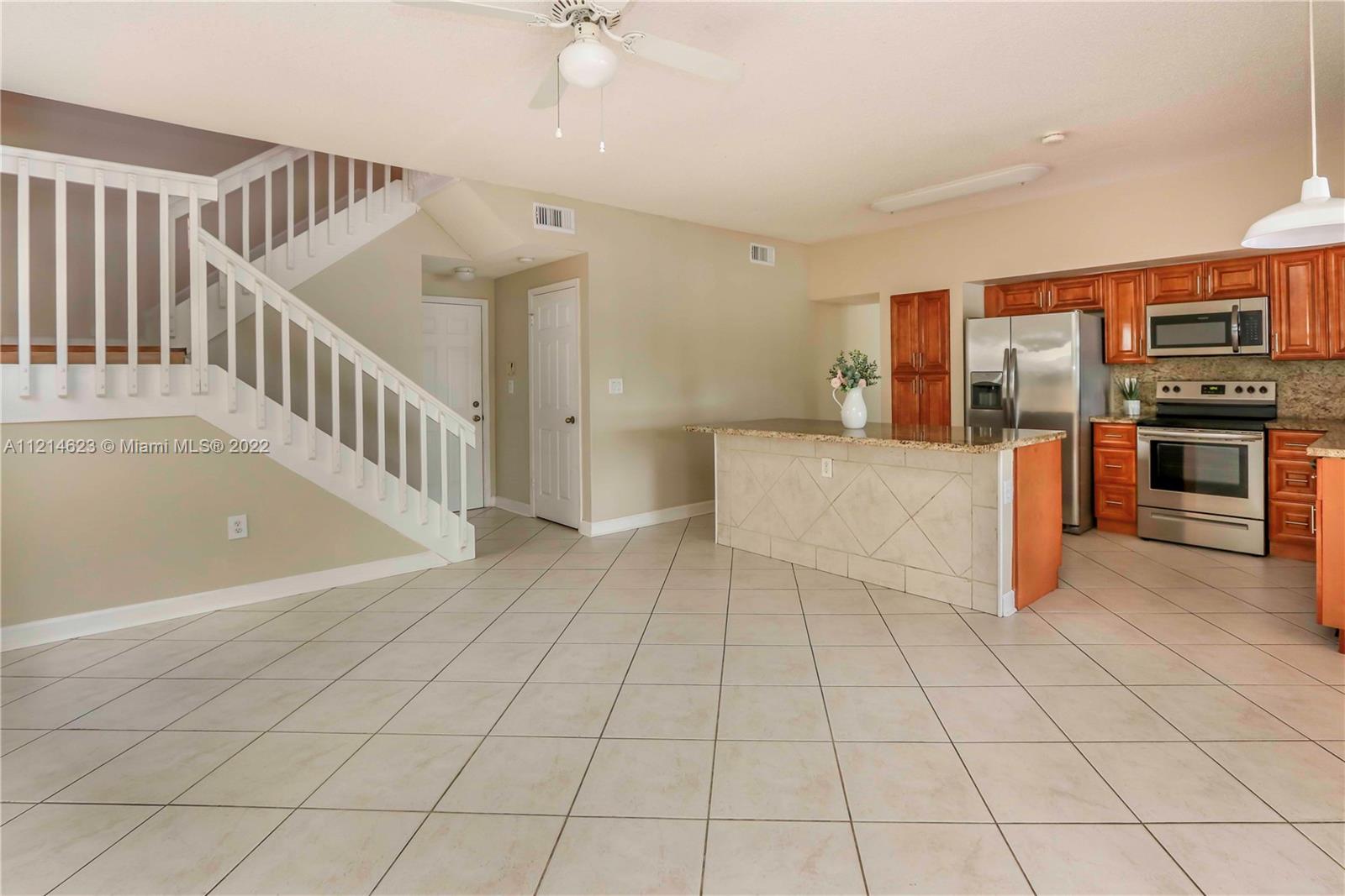 LAGO MAR SOUTH 1ST ADDN - Residential