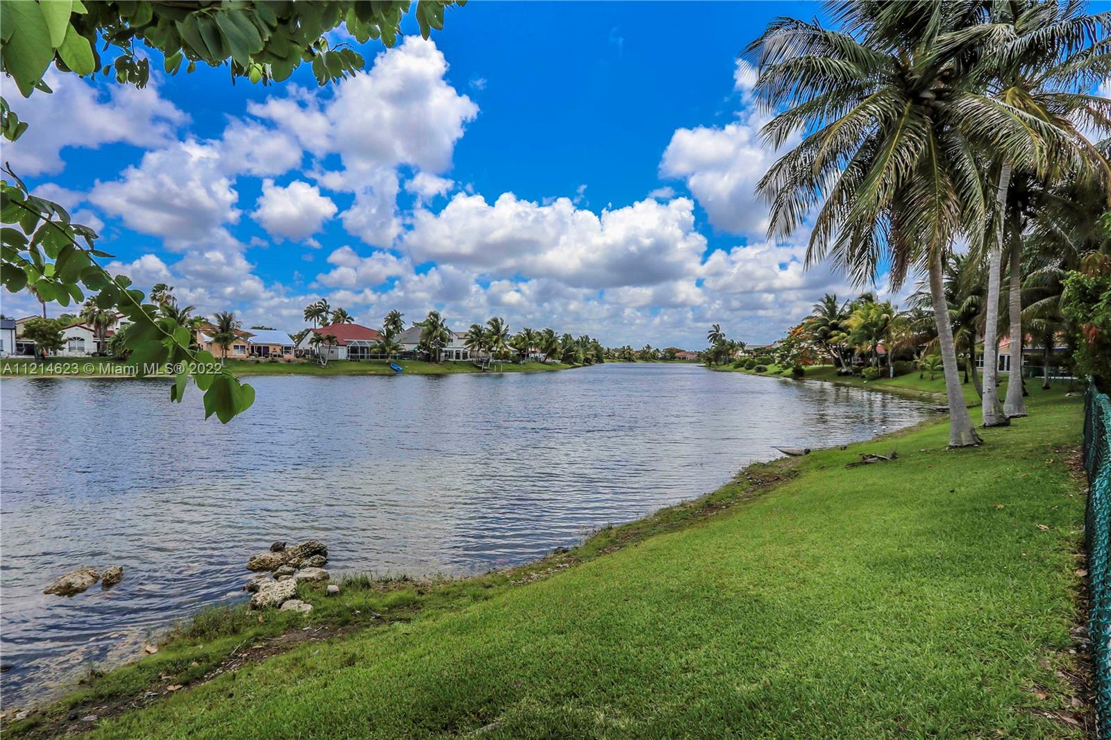 LAGO MAR SOUTH 1ST ADDN - Residential