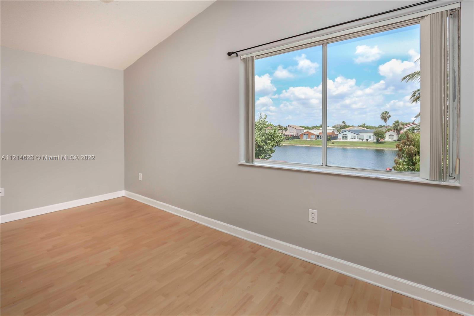 LAGO MAR SOUTH 1ST ADDN - Residential