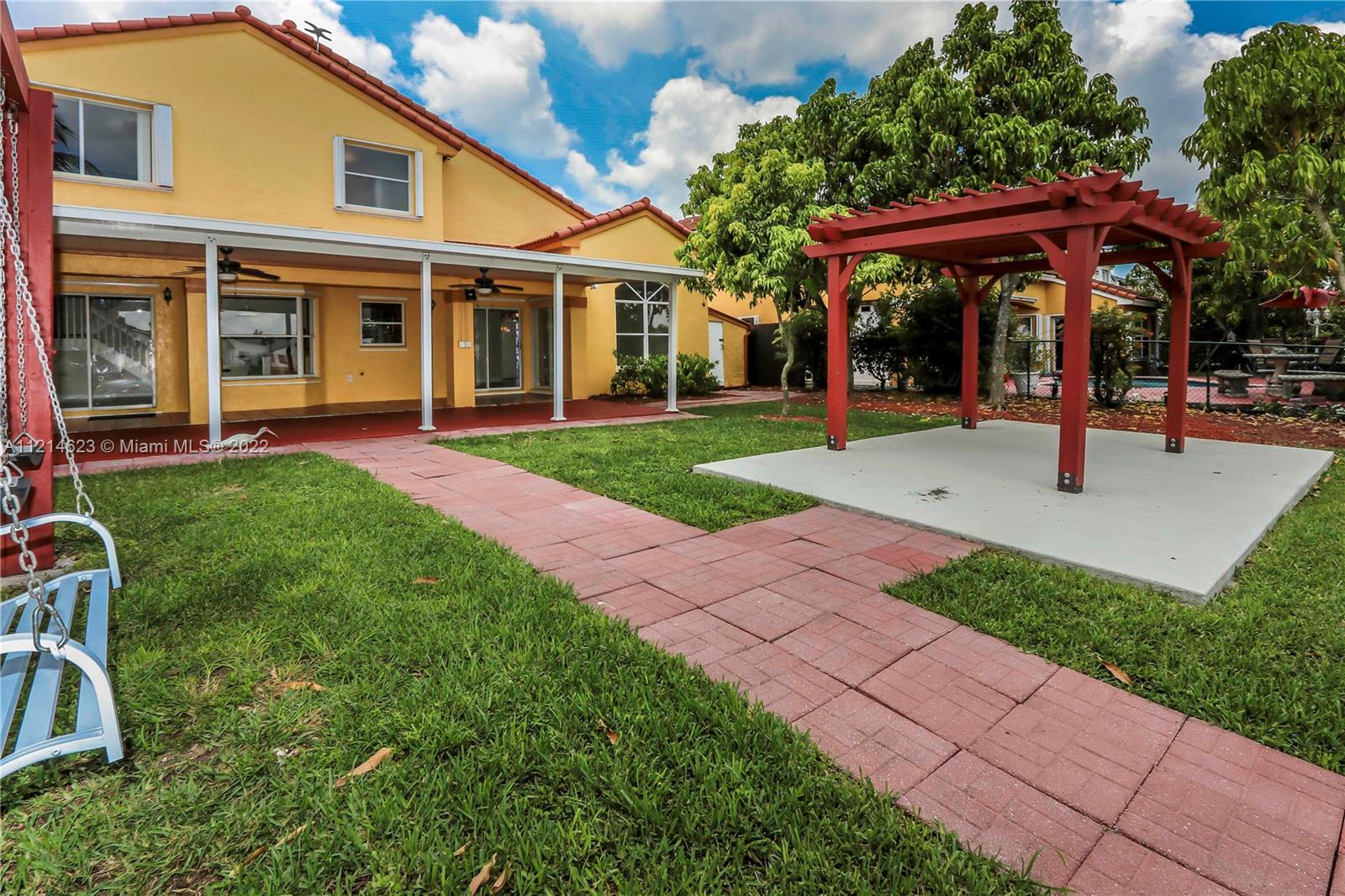 LAGO MAR SOUTH 1ST ADDN - Residential