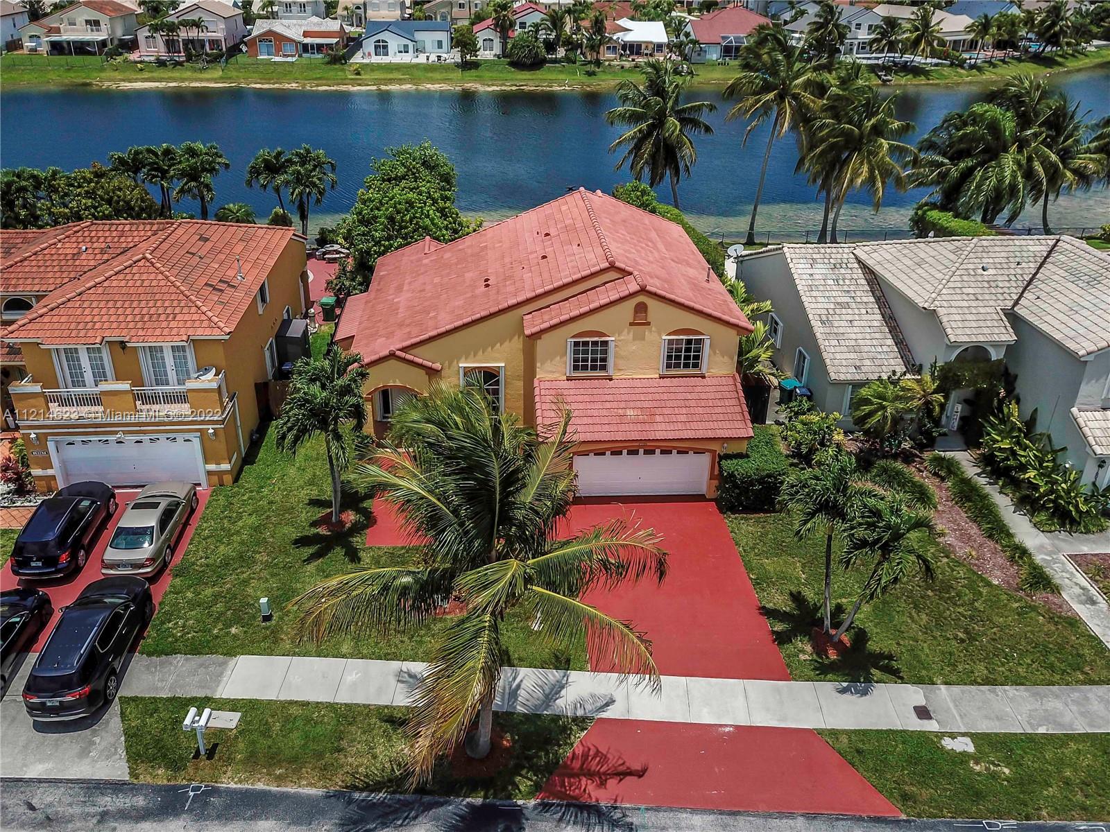 LAGO MAR SOUTH 1ST ADDN - Residential