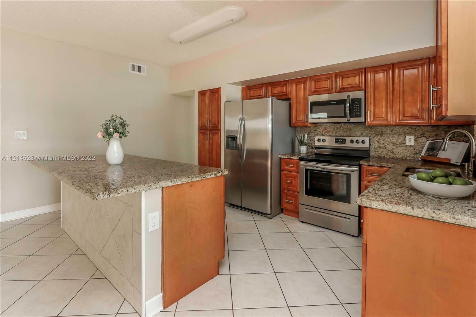 LAGO MAR SOUTH 1ST ADDN - Residential